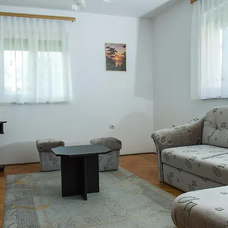 Ferienhaus Familia Nyaralo 163 Balatonmáriafürdő